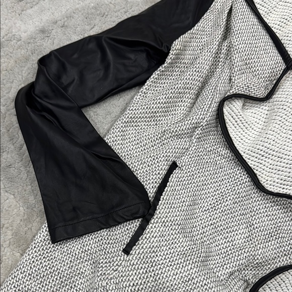 Jack by BB Dakota Black and White Color Block Cardigan - Picture 3 of 4